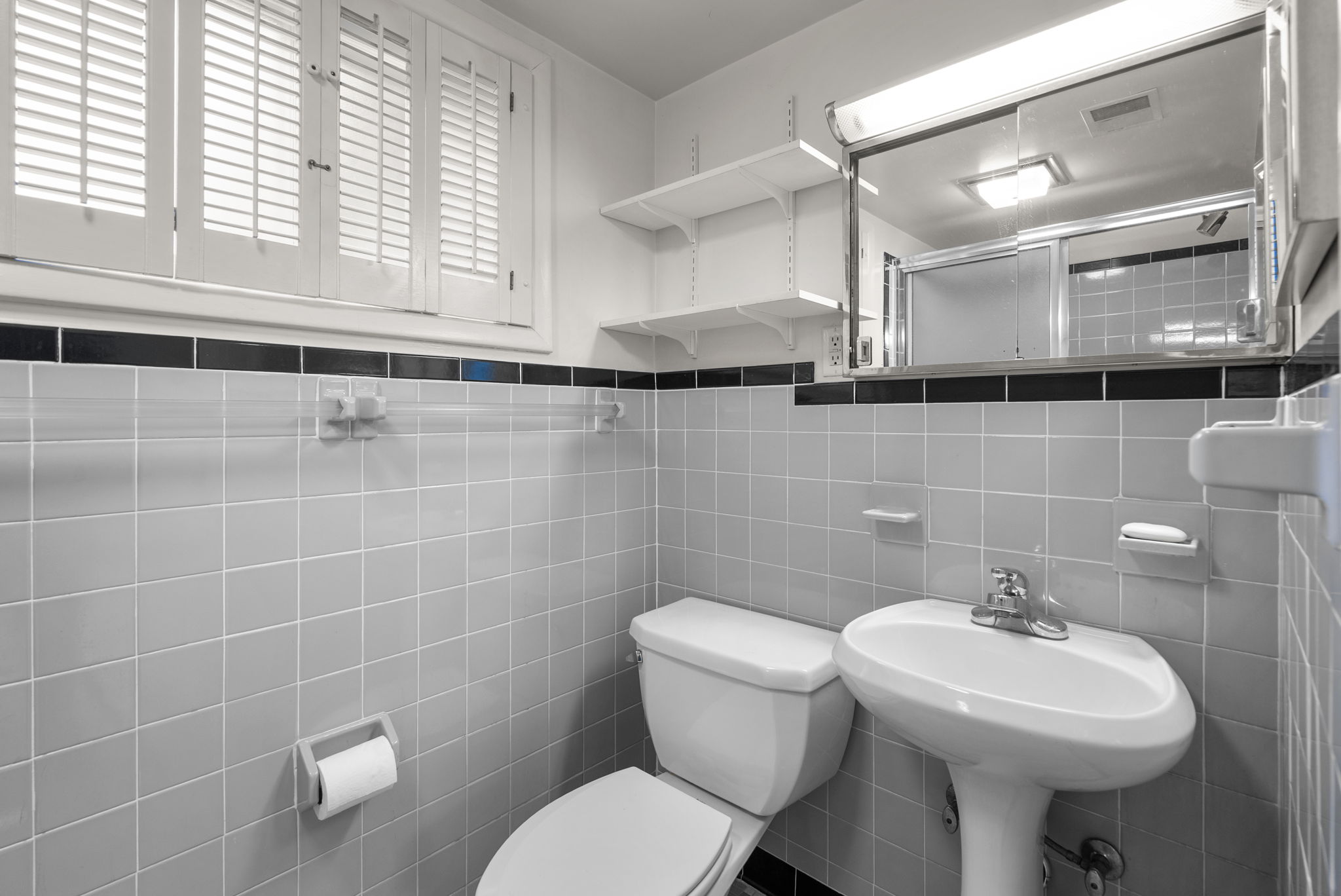 Ensuite Bath for Bedroom 4