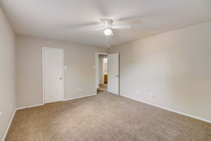  Broken Bend Blvd -029