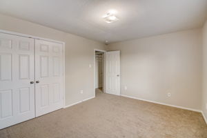  Broken Bend Blvd -037