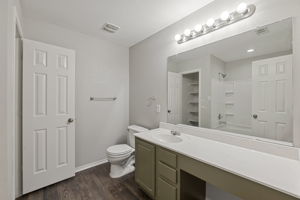  Photo 27