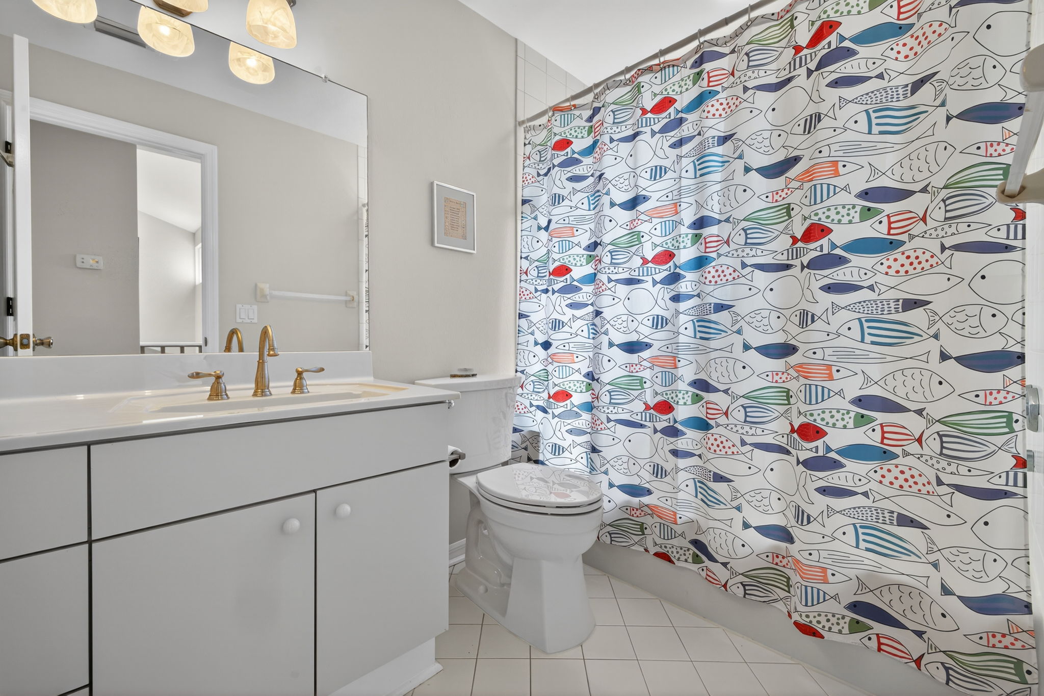 Guest Bathroom 2 of 2