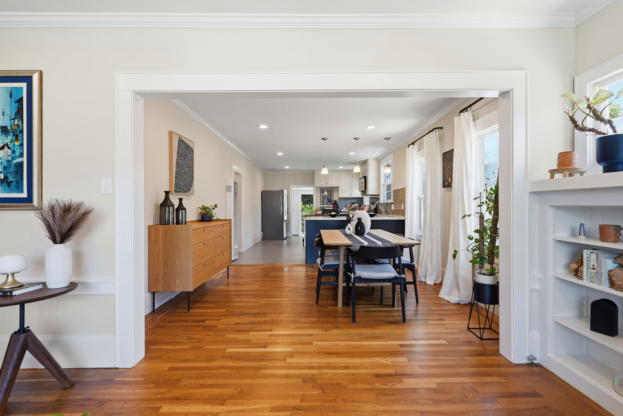 012_F8_4209 Suter St