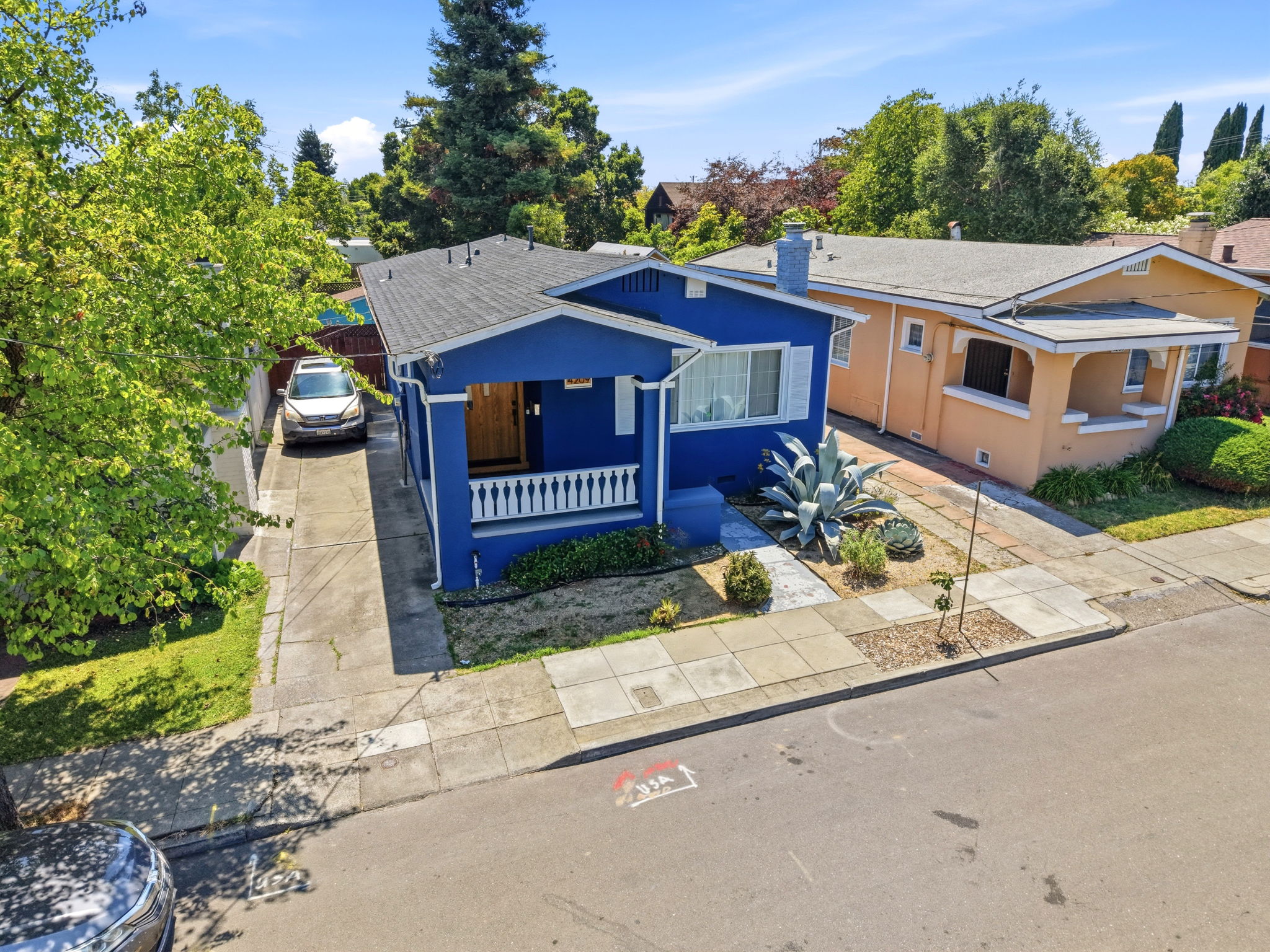 007_F8_AERIAL_4209 Suter St