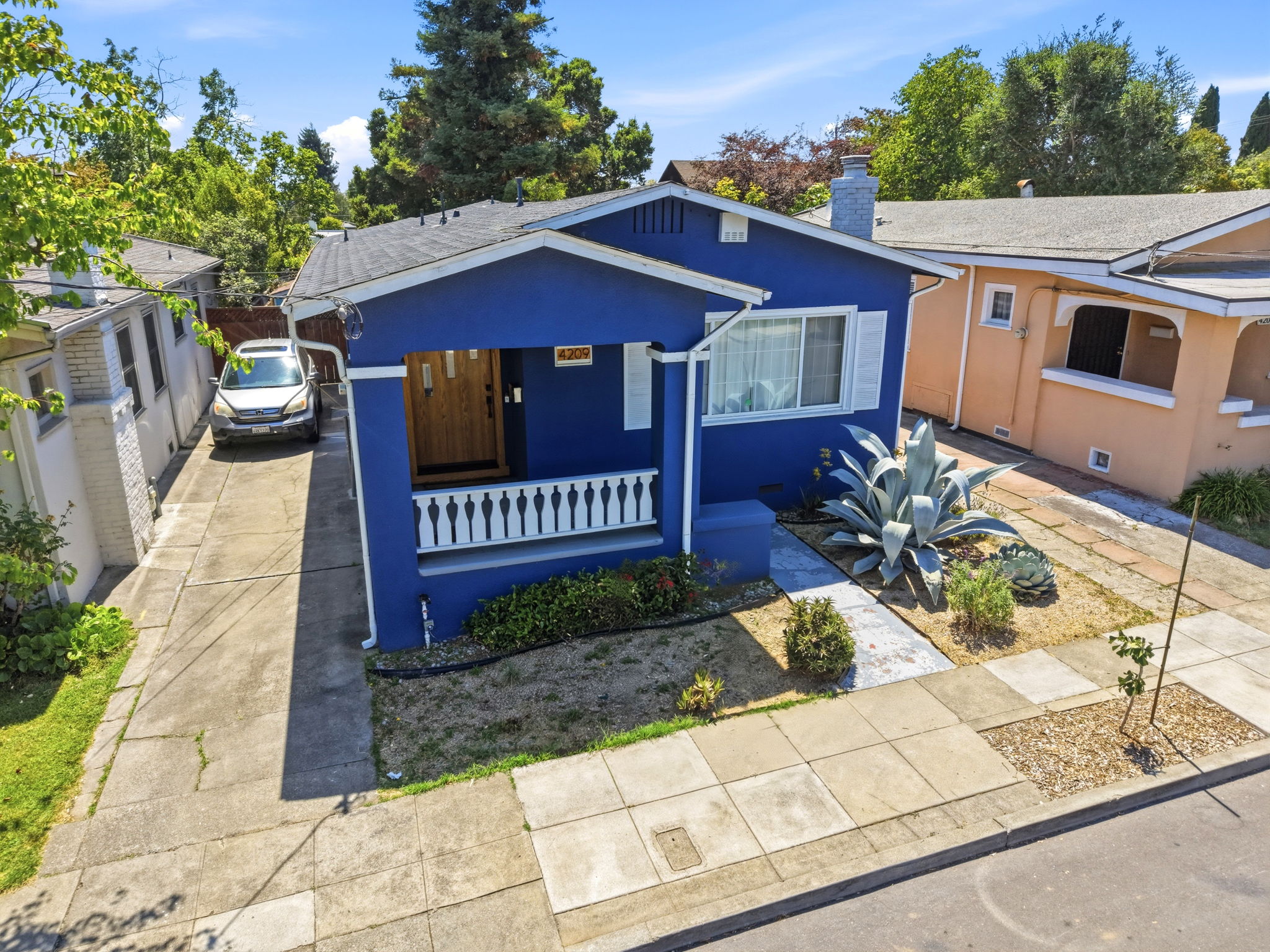 008_F8_AERIAL_4209 Suter St