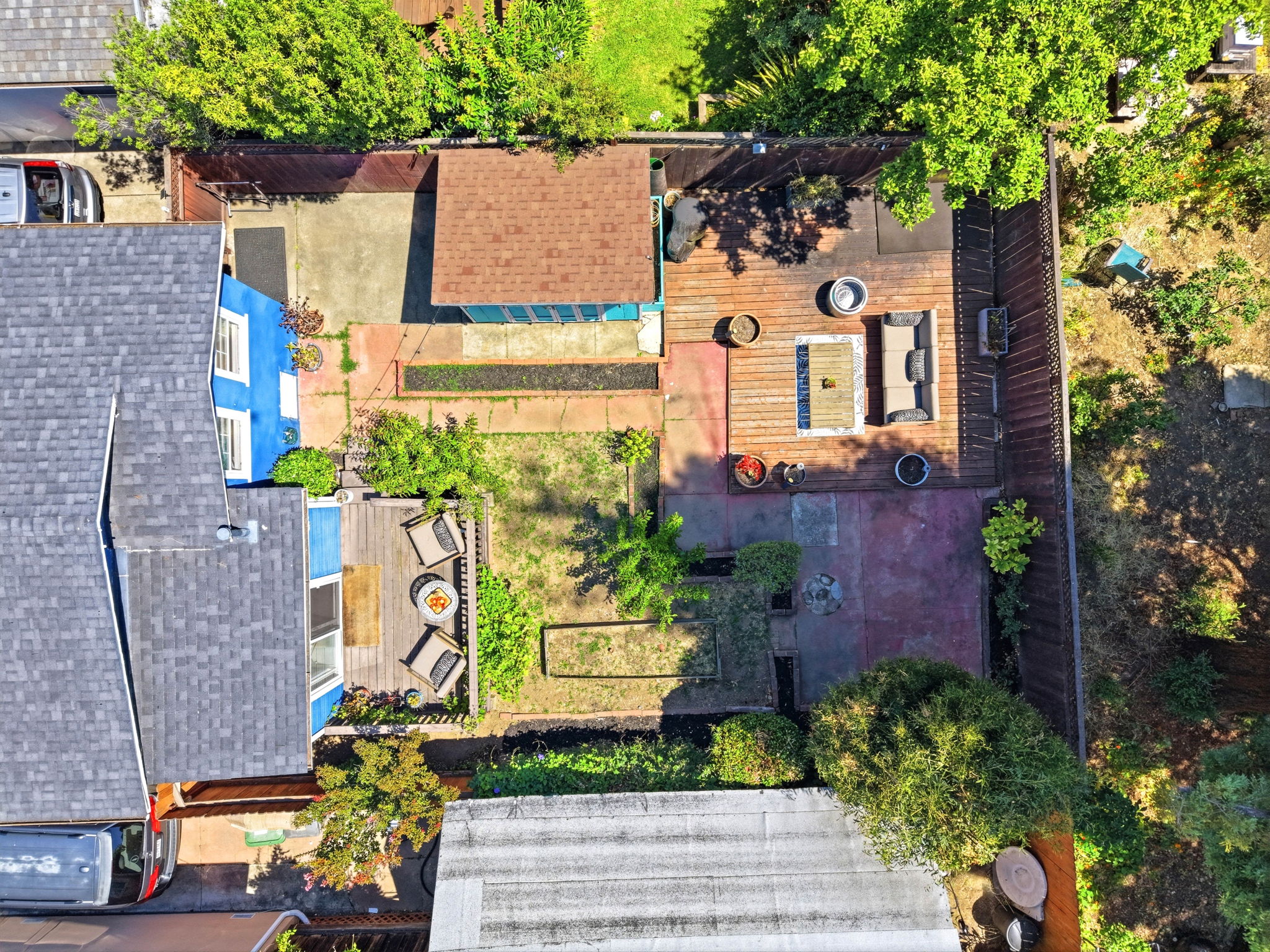 012_F8_AERIAL_4209 Suter St