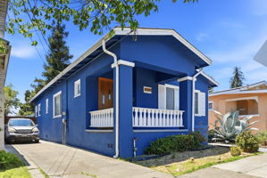 002_F8_4209 Suter St
