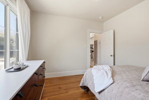 023_F8_4209 Suter St