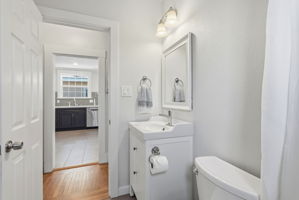024_F8_4209 Suter St