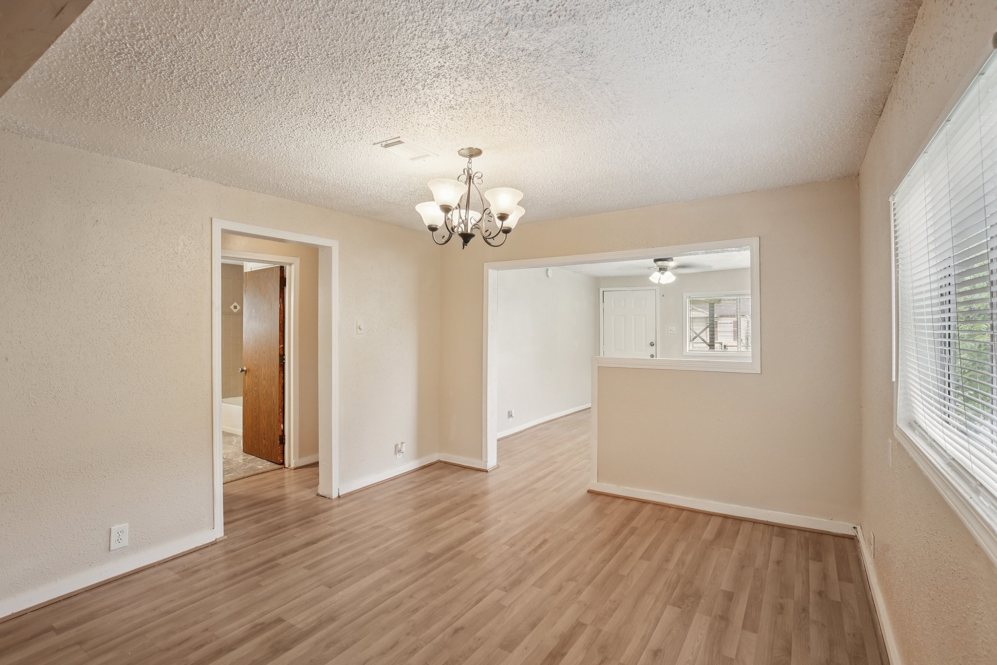 Clearwater St-S0107-016.jpg