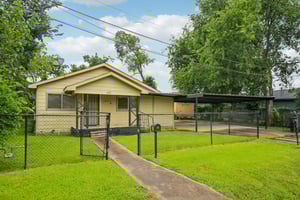 Clearwater St-S0107-001.jpg
