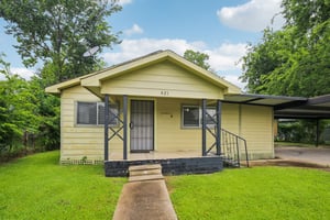 Clearwater St-S0107-004.jpg