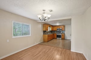 Clearwater St-S0107-012.jpg