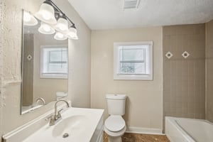 Clearwater St-S0107-019.jpg