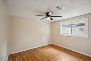 Clearwater St-S0107-024.jpg