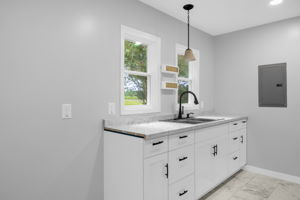 421 E Birch Sr-13