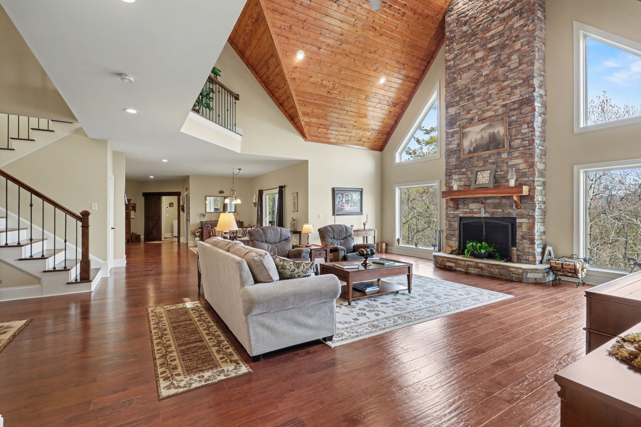 421 Hickory Nut Mountain Rd, Tallulah Falls, GA 30573, USA Photo 43