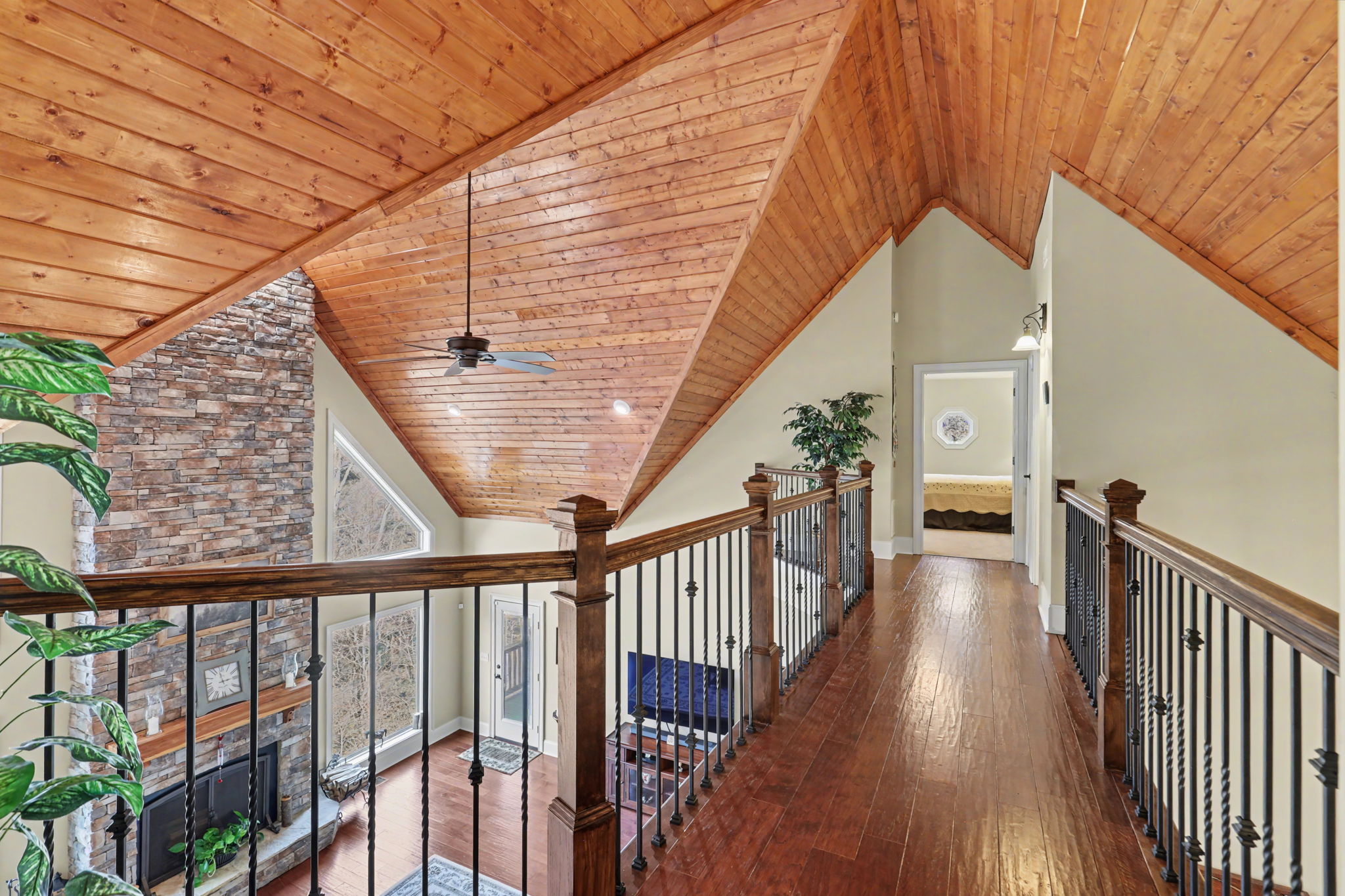 421 Hickory Nut Mountain Rd, Tallulah Falls, GA 30573, USA Photo 48