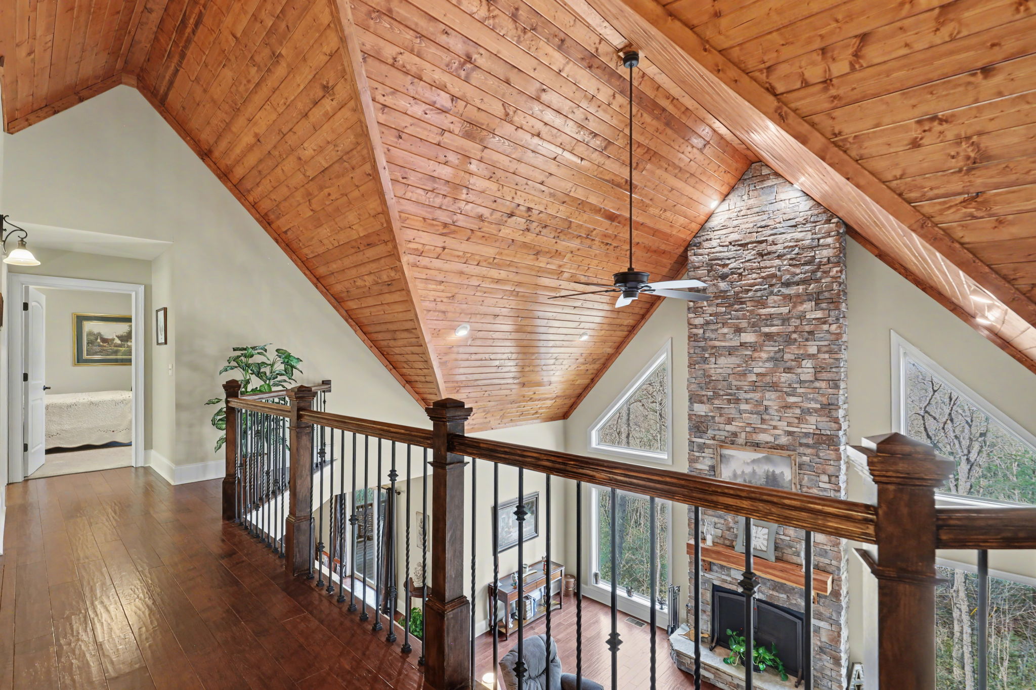 421 Hickory Nut Mountain Rd, Tallulah Falls, GA 30573, USA Photo 54