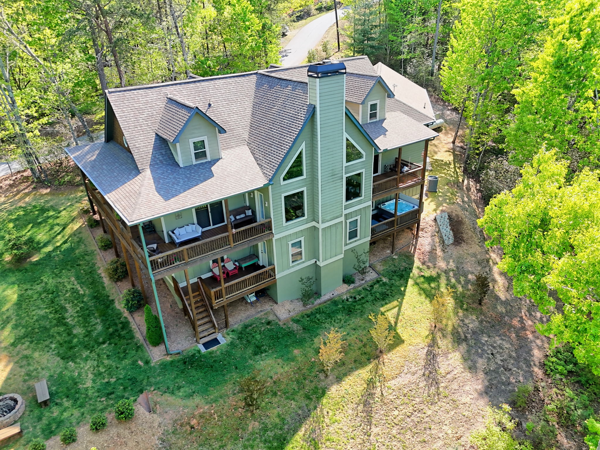 421 Hickory Nut Mountain Rd, Tallulah Falls, GA 30573, USA Photo 3