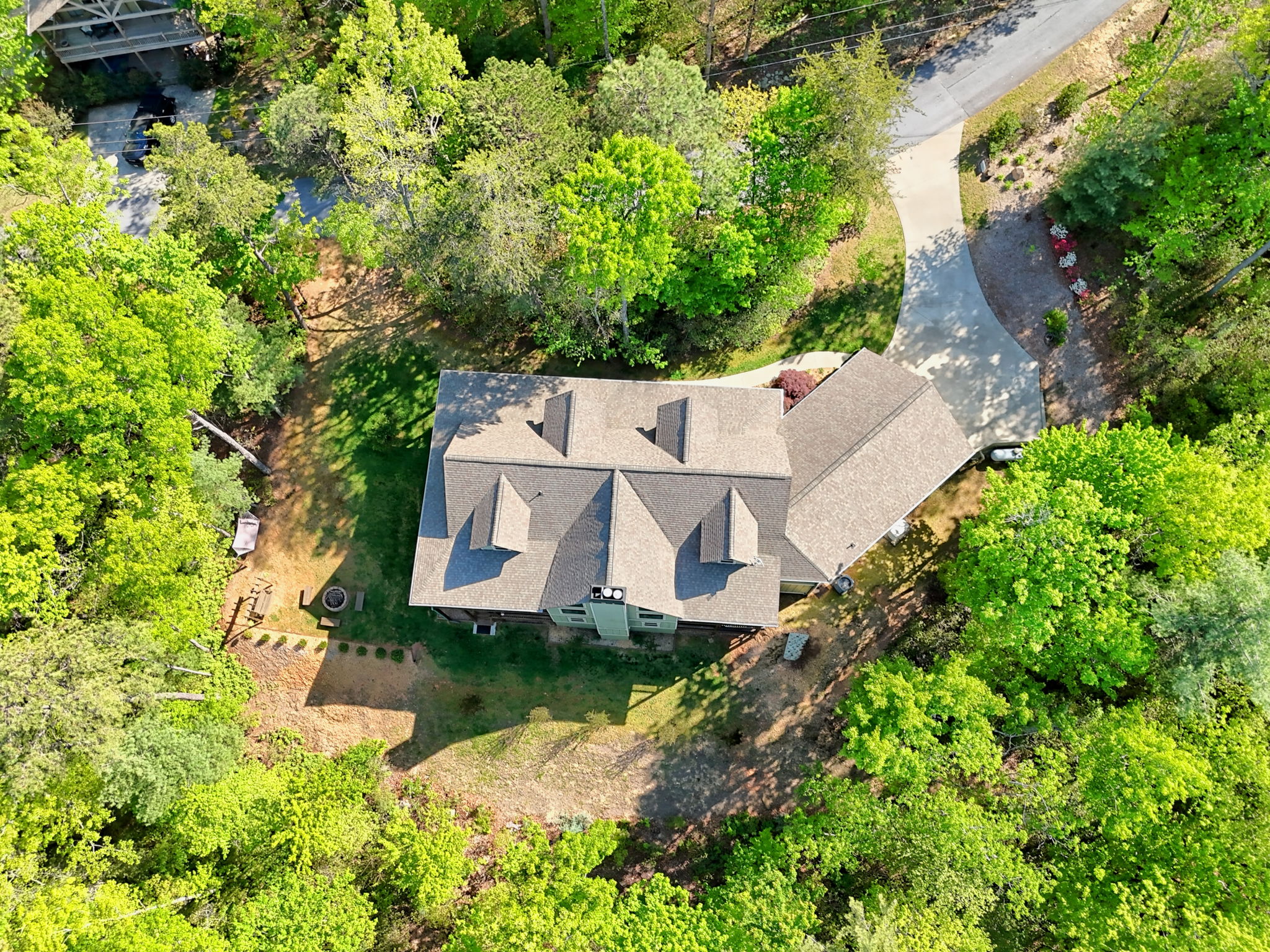 421 Hickory Nut Mountain Rd, Tallulah Falls, GA 30573, USA Photo 10