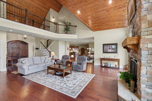 421 Hickory Nut Mountain Rd, Tallulah Falls, GA 30573, USA Photo 11