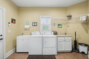 421 Hickory Nut Mountain Rd, Tallulah Falls, GA 30573, USA Photo 22