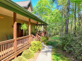 421 Hickory Nut Mountain Rd, Tallulah Falls, GA 30573, USA Photo 5