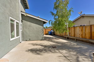  Photo 31