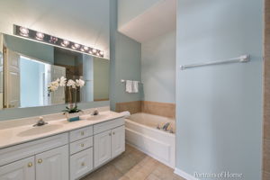  421 Mayborne Ln, Geneva, IL 60134, US Photo 9