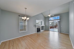  421 Mayborne Ln, Geneva, IL 60134, US Photo 3
