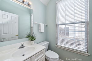  421 Mayborne Ln, Geneva, IL 60134, US Photo 7