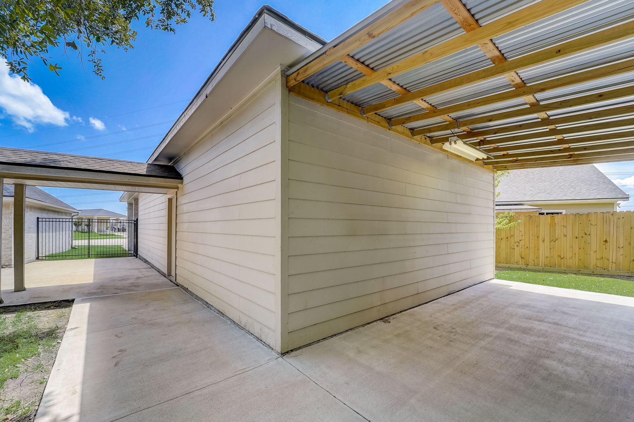 Meadows Forest Dr-041