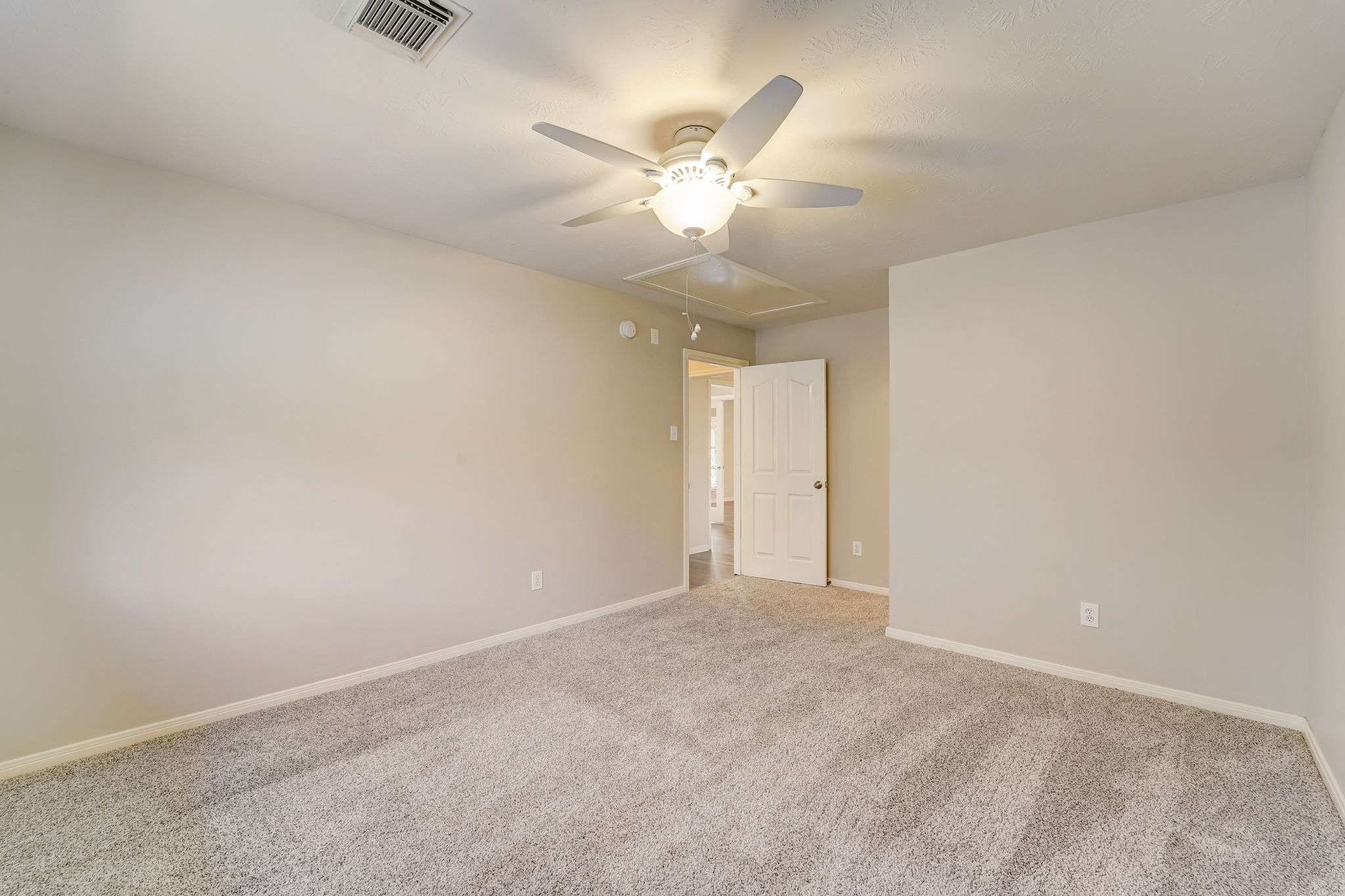 Meadows Forest Dr-036