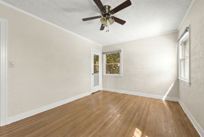  Photo 38