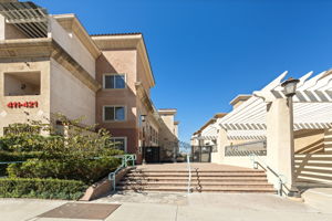  Photo 0
