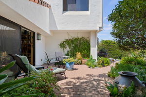 10 - Patio