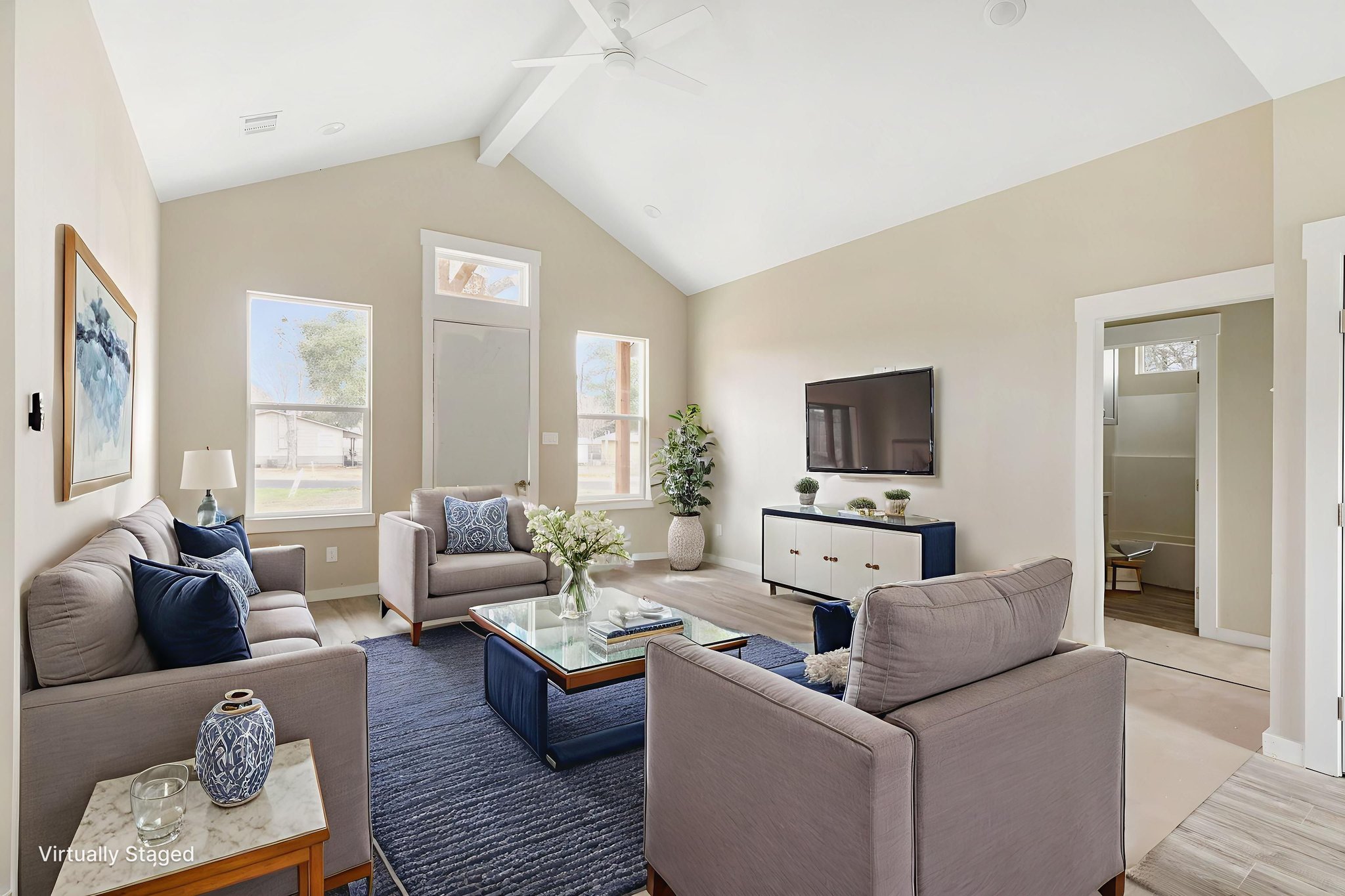 2N9A0656 virtually staged.jpeg