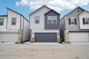 Houston - Spring Brook Village - 4211 Good Vineyard Ln, Houston, TX 77080 - 001