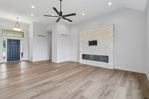 Greystone Dr-S0808-007.jpg