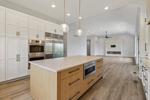Greystone Dr-S0808-015.jpg
