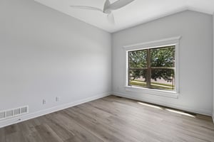 Greystone Dr-S0808-025.jpg
