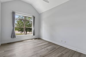 Greystone Dr-S0808-029.jpg