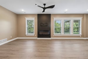 Greystone Dr-S0808-034.jpg