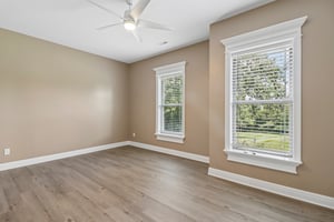Greystone Dr-S0808-037.jpg