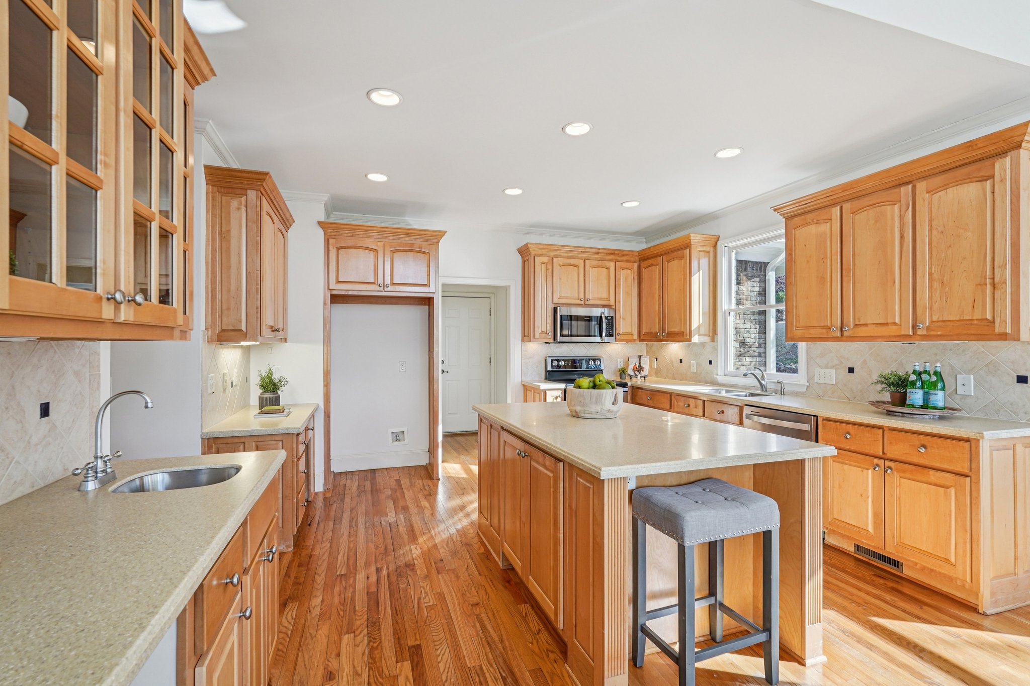 Old Oak Trce-S1601-025.jpg