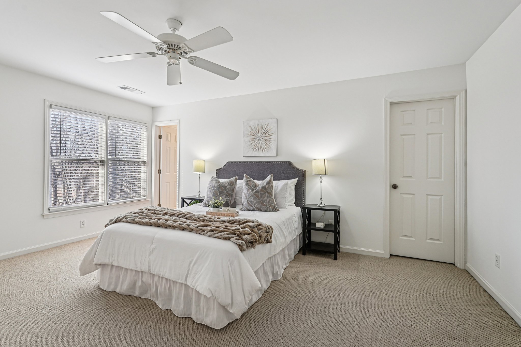 Old Oak Trce-S1601-075.jpg