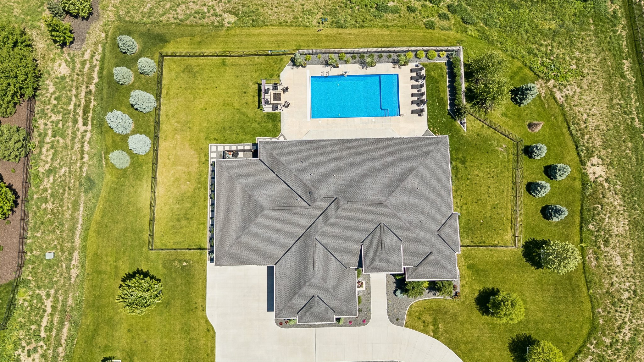 4215 S 230th Plz_010.jpg