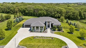 4215 S 230th Plz_004.jpg