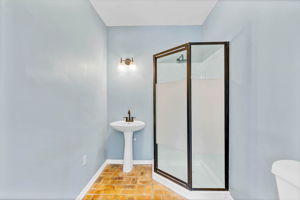  Photo 49