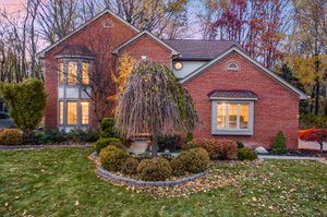  42154 Woodcreek Ln, Canton, MI 48188, US Photo 41